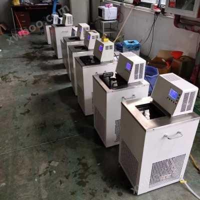 德(de)邁盛(sheng)額(e)溫(wen)槍(qiang)黑(hei)體恒(heng)溫(wen)水槽DMS