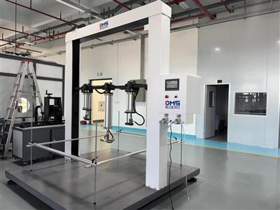 輪(lun)椅(yi)車(che)扶手拉壓(ya)強(qiang)度測試機(ji)